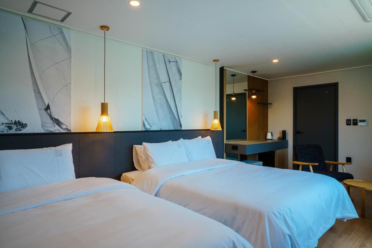 Hotel Pico ทงยอง ภายนอก รูปภาพ